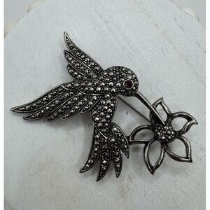 Vtg AVON Silver Marcasite Purple Rhinestone Hummingbird & Flower Brooch Spring